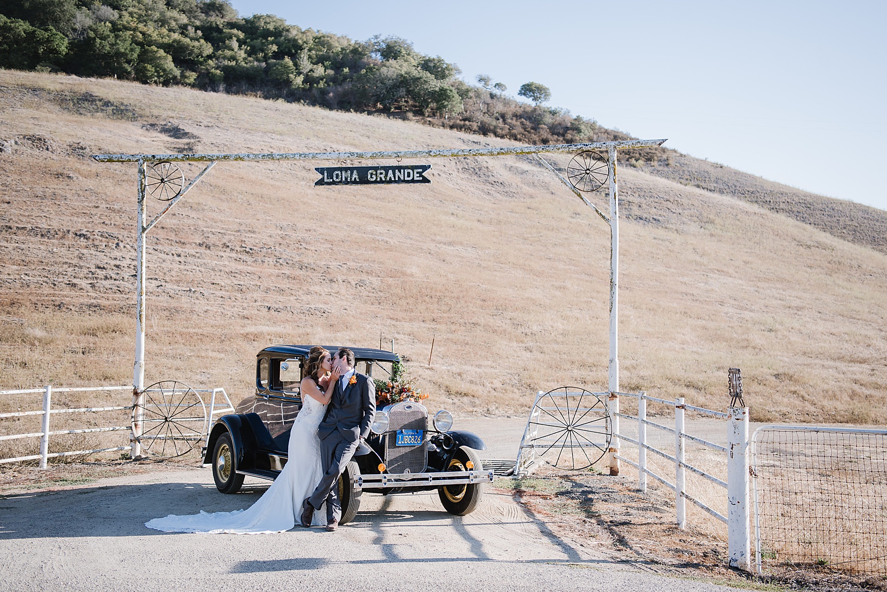 Loma Grande Ranch in San Luis Obispo California Classic, Modern, Fall like, Warm and cozy vibes | Jones Wedding