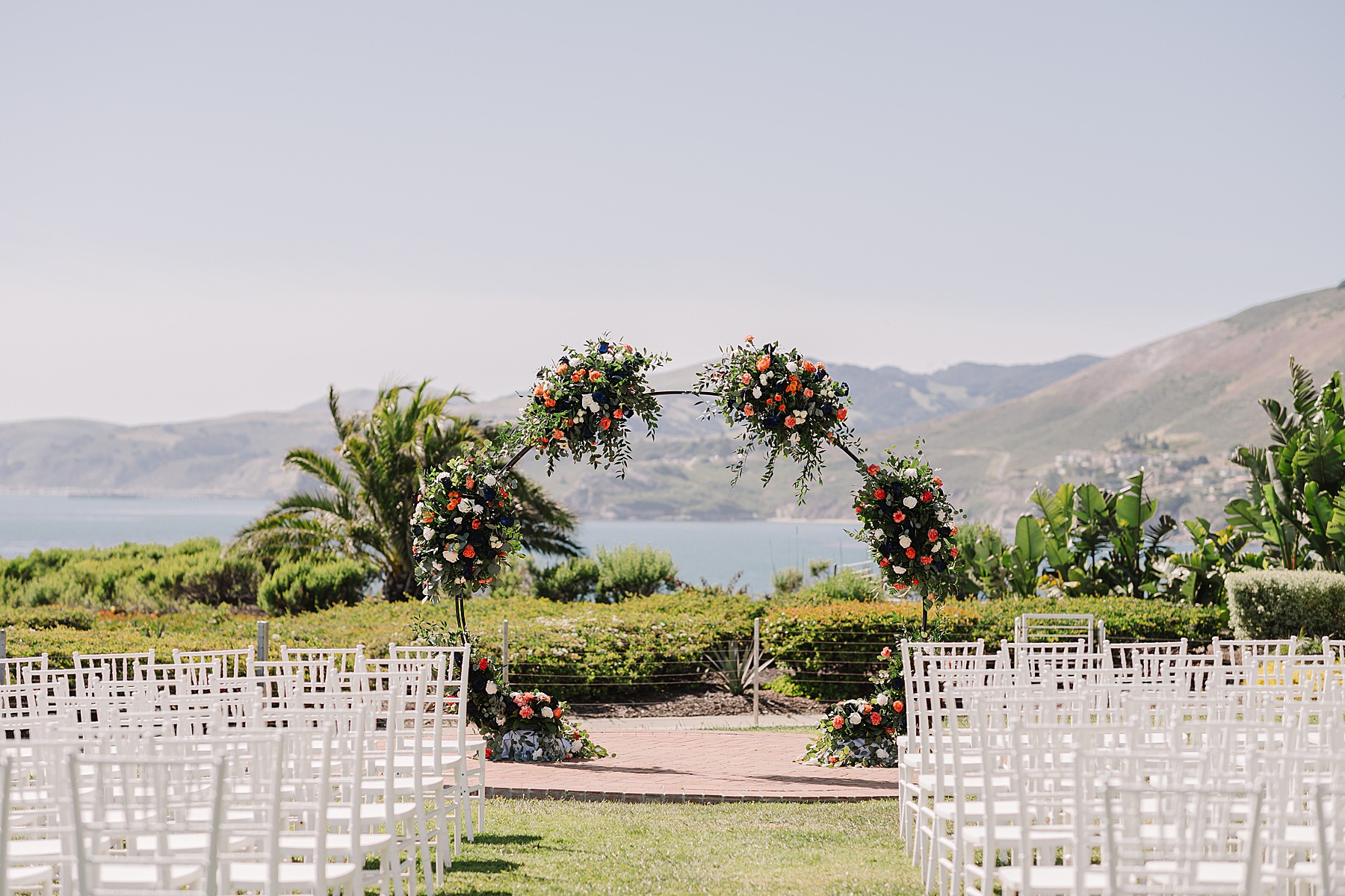 Planning a wedding at The Cliffs Hotel & Spa? Discover what makes this iconic Pismo Beach wedding venue so special.